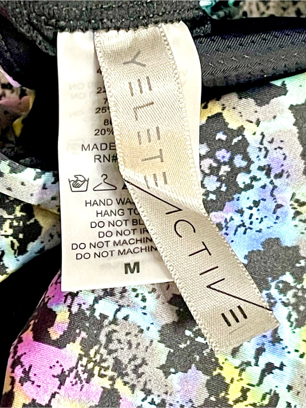 Active Workout Iridescent Snakeskin Sports Bra - Picture 6 of 7